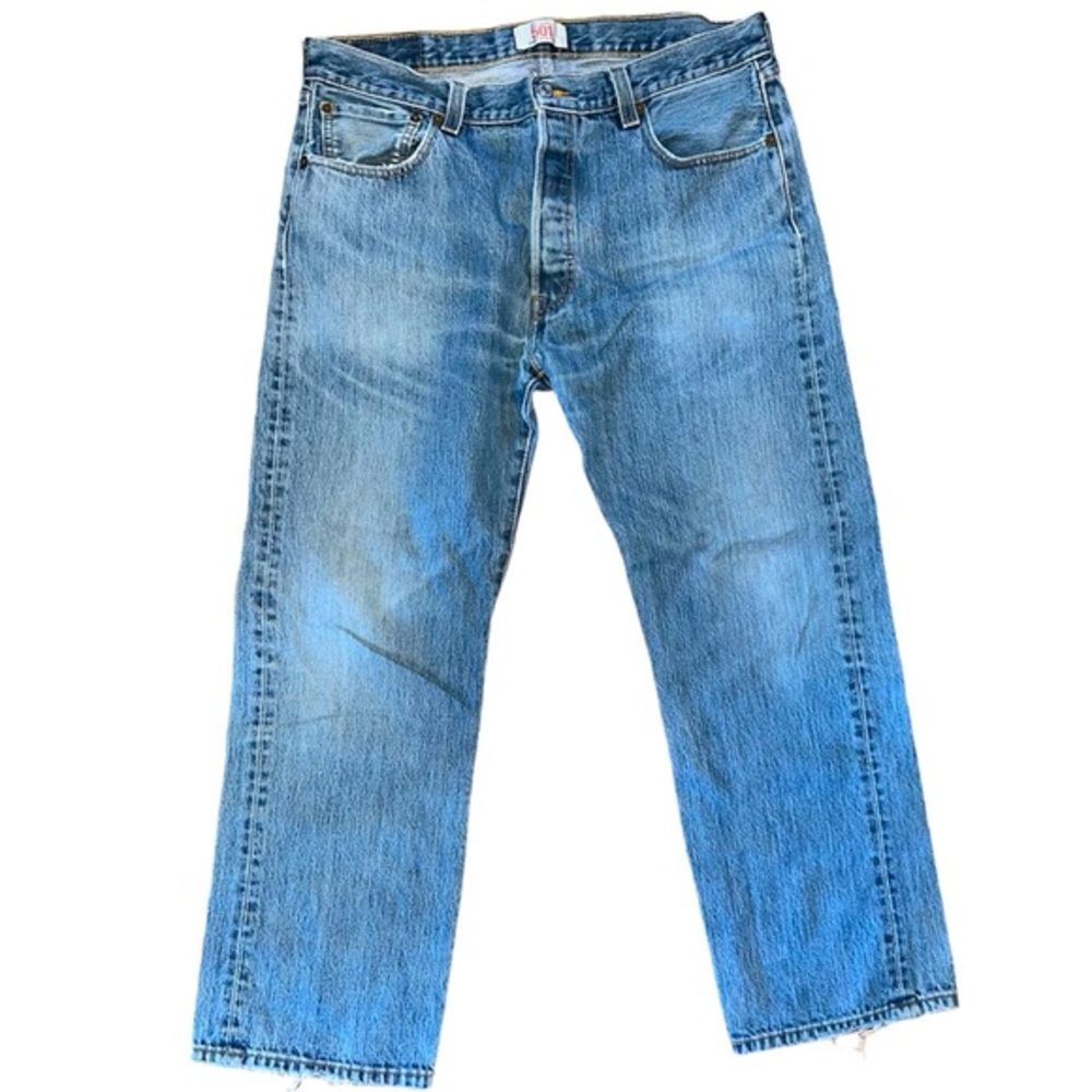 Levi’s 501 Jeans Light Wash Denim Size 36x29 Worn In Distressed 100% Cotton - Picture 1 of 5